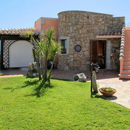 Holiday home Locazione Turistica L'incantu
